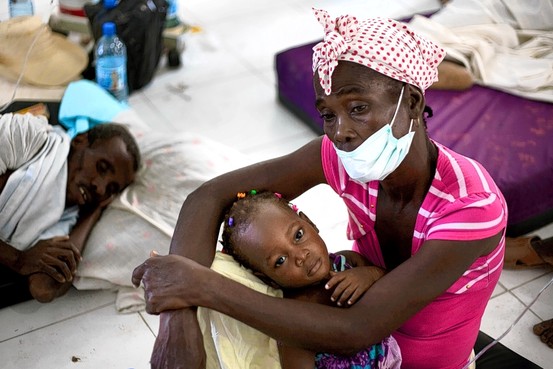 ハイチにコレラをまき散らし8千人以上死亡→パン・ギムン国連事務総長「国際条約で免責、賠償はしない」